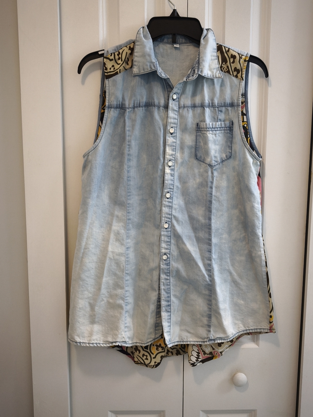 Light Wash Denim Sleeveless Button-Up with Printed Back Detail